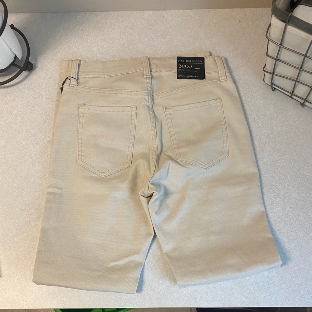 Banana Republic High Rise Skinny Jeans NWT - Light Ecru Size 24/00